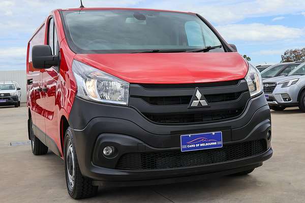 2022 Mitsubishi Express GLX SN LWB