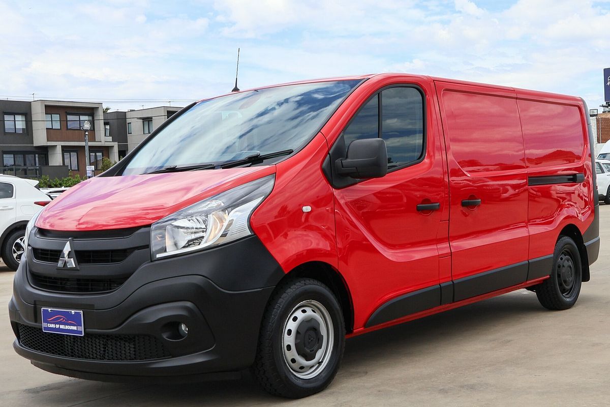 2022 Mitsubishi Express GLX SN LWB