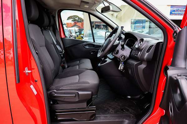 2022 Mitsubishi Express GLX SN LWB