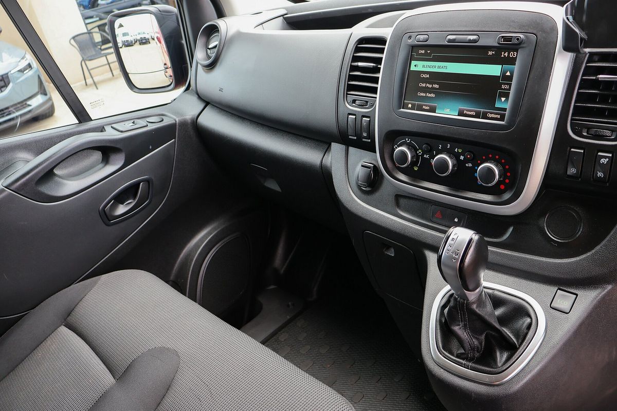 2022 Mitsubishi Express GLX SN LWB