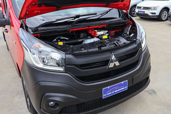 2022 Mitsubishi Express GLX SN LWB