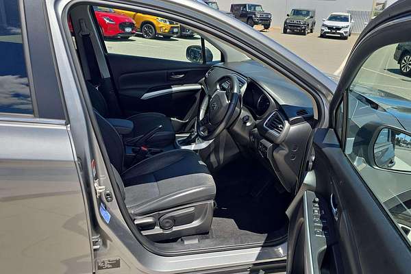 2020 Suzuki S-Cross Turbo JY