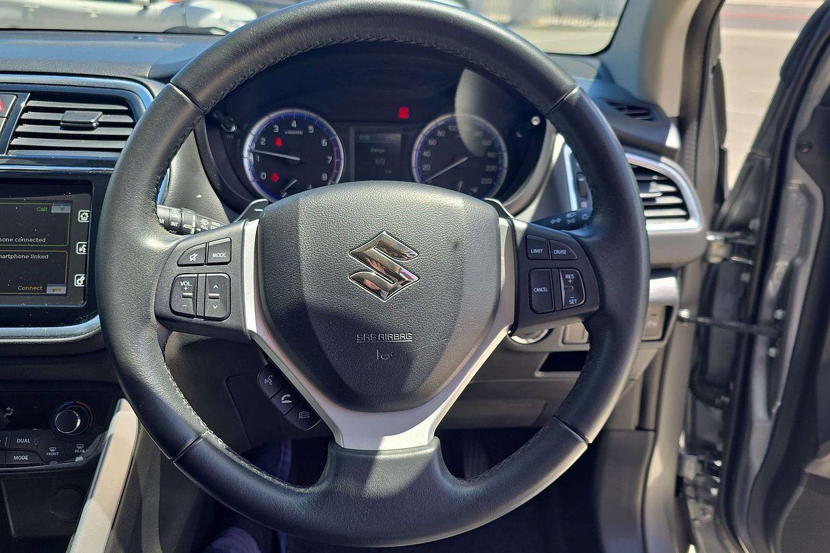 2020 Suzuki S-Cross Turbo JY