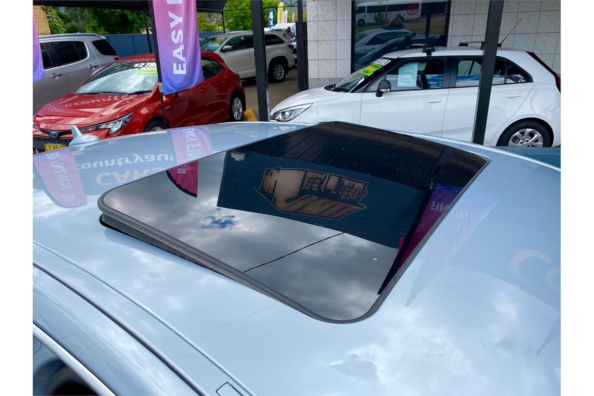 2013 Mercedes-Benz E-Class E250 CDI BlueEFFICIENCY Avantgarde W212