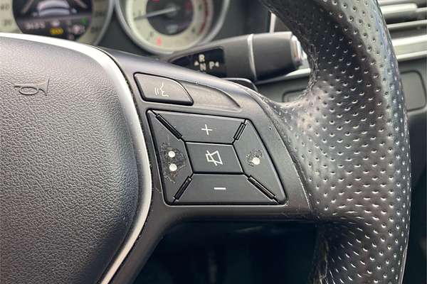 2013 Mercedes-Benz E-Class E250 CDI BlueEFFICIENCY Avantgarde W212