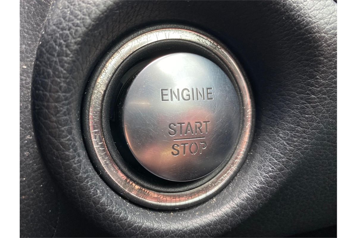 2013 Mercedes-Benz E-Class E250 CDI BlueEFFICIENCY Avantgarde W212