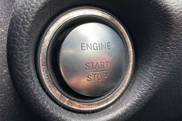 2013 Mercedes-Benz E-Class E250 CDI BlueEFFICIENCY Avantgarde W212