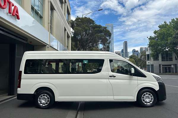 2019 Toyota Hiace Hiace Bus SLWB 2.8L T Diesel Automatic