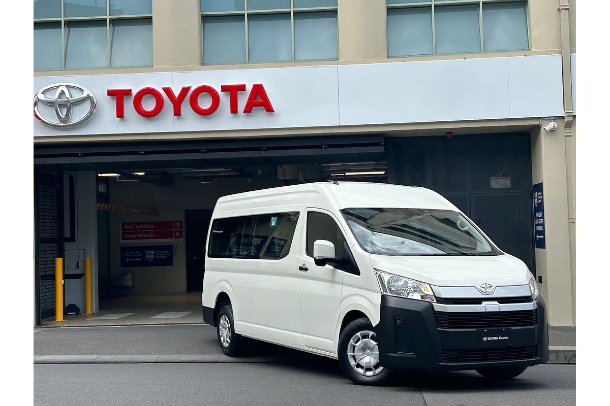 2019 Toyota Hiace Hiace Bus SLWB 2.8L T Diesel Automatic