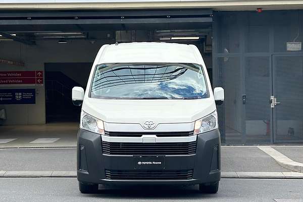 2019 Toyota Hiace Hiace Bus SLWB 2.8L T Diesel Automatic