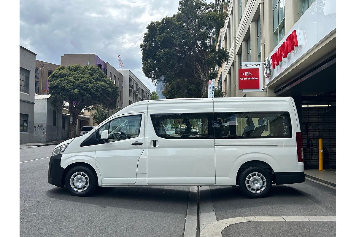 2019 Toyota Hiace Hiace Bus SLWB 2.8L T Diesel Automatic