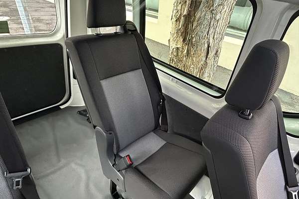 2019 Toyota Hiace Hiace Bus SLWB 2.8L T Diesel Automatic