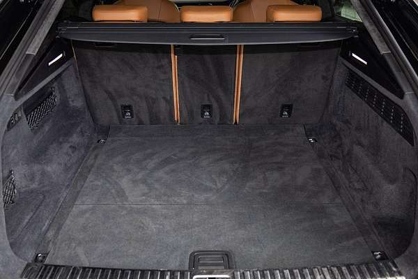 2020 Audi RS Q8 TFSI F1