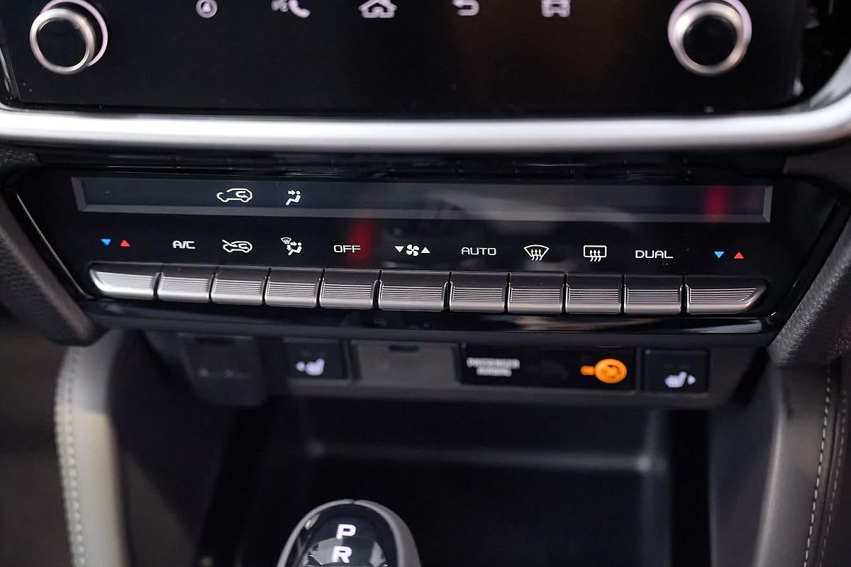 2025 Isuzu MU-X X-TERRAIN