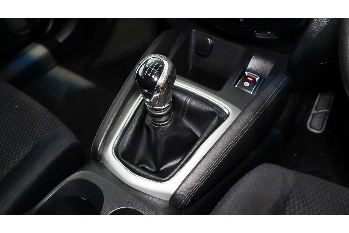 2016 Nissan QASHQAI ST J11