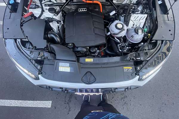 2024 Audi Q5 S line Prestige