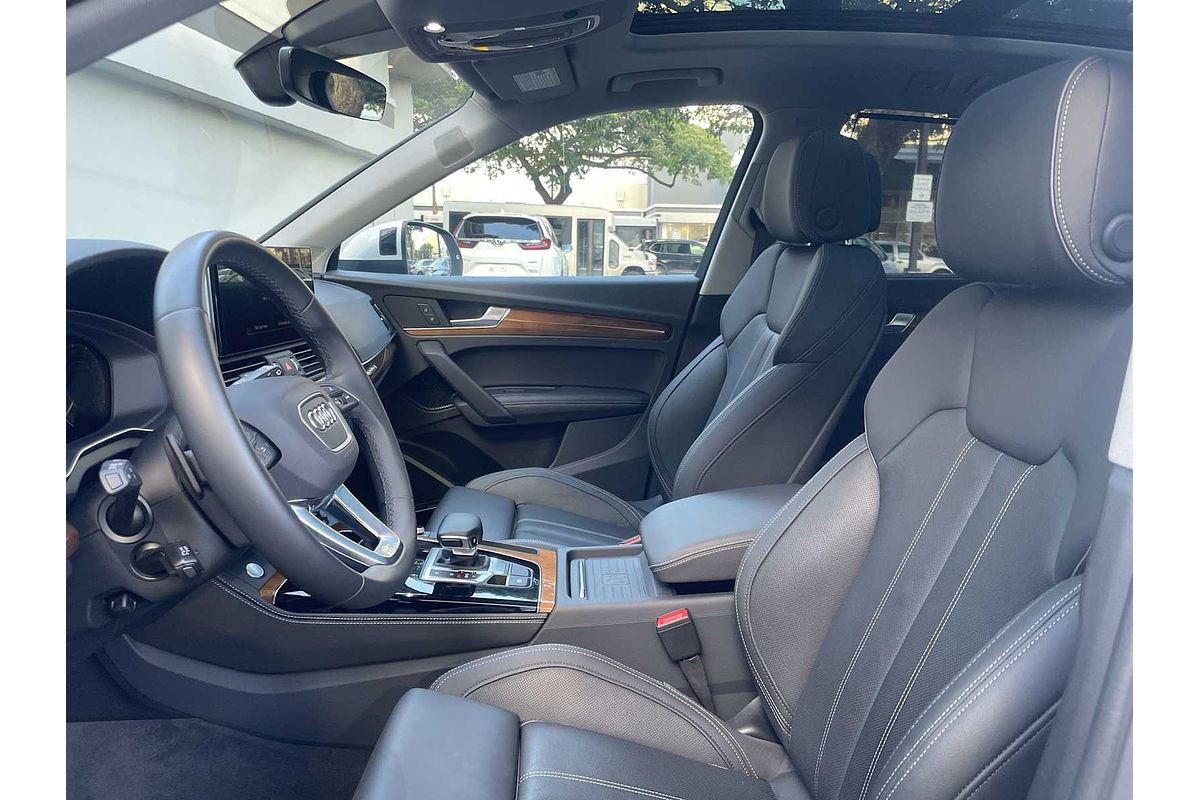 2024 Audi Q5 S line Prestige