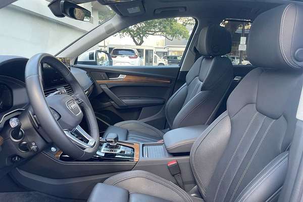 2024 Audi Q5 S line Prestige