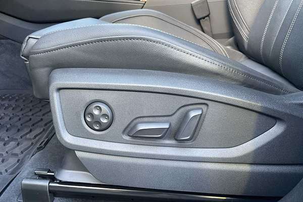 2024 Audi Q5 S line Prestige