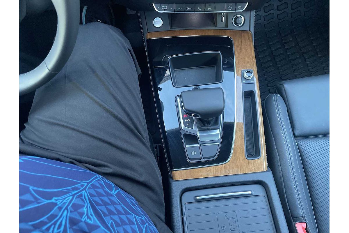 2024 Audi Q5 S line Prestige