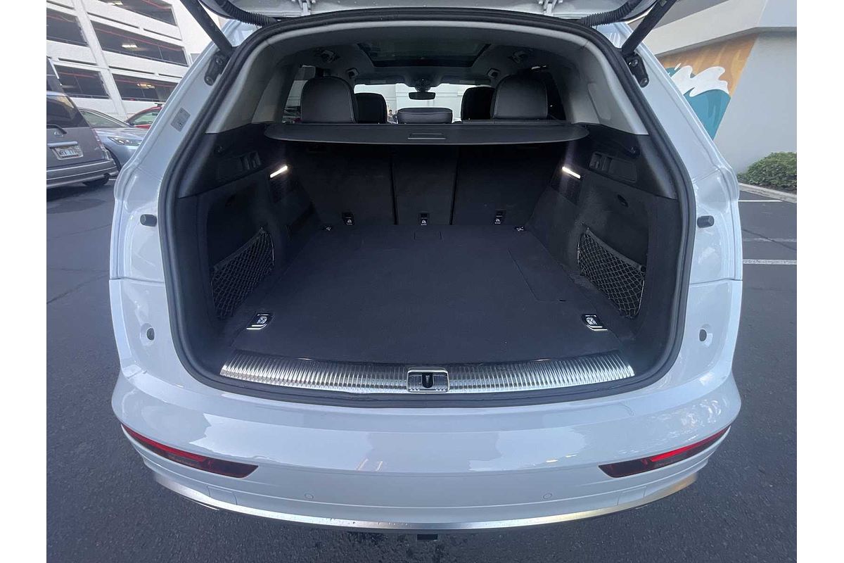 2024 Audi Q5 S line Prestige