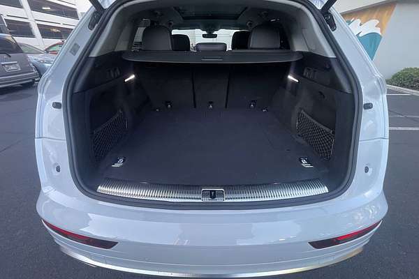 2024 Audi Q5 S line Prestige