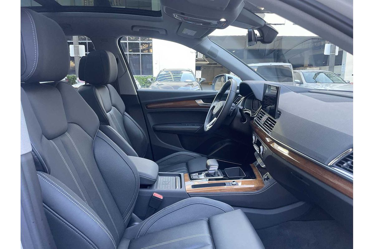 2024 Audi Q5 S line Prestige