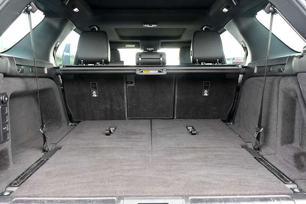 2020 Land Rover Discovery SD4 SE Series 5