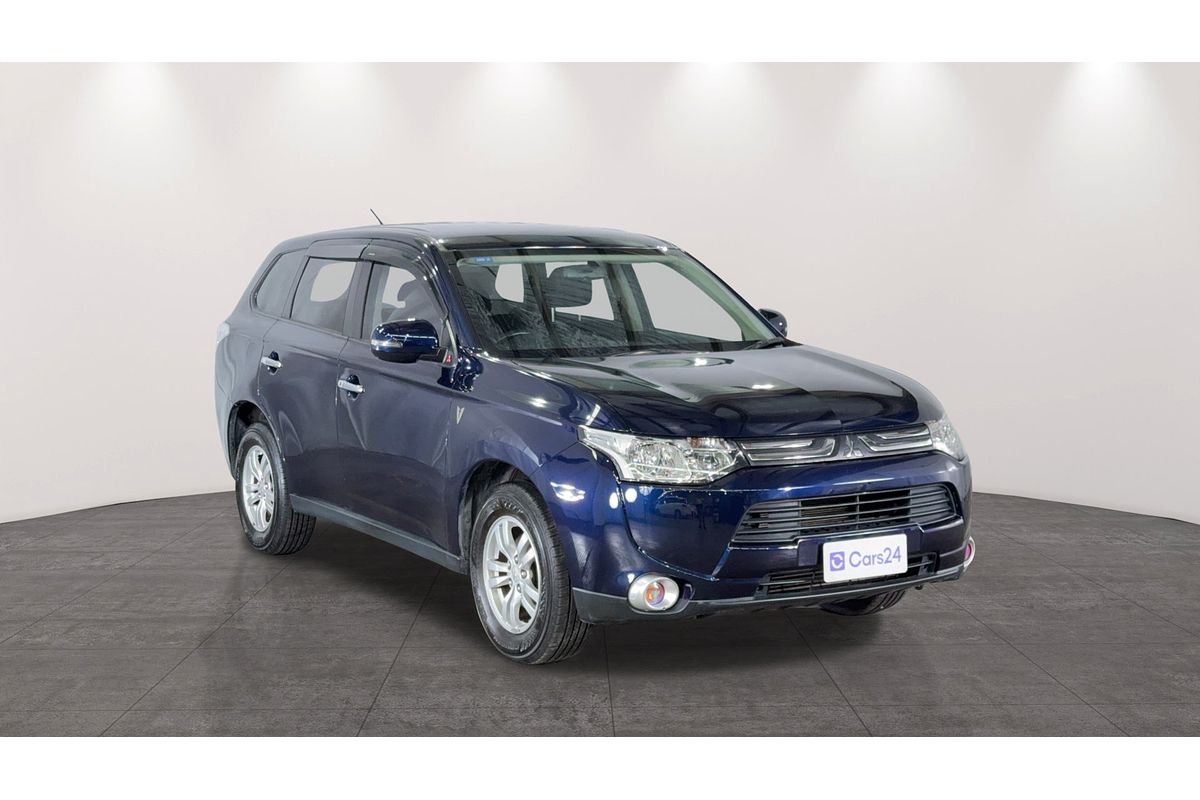 2013 Mitsubishi Outlander LS ZJ