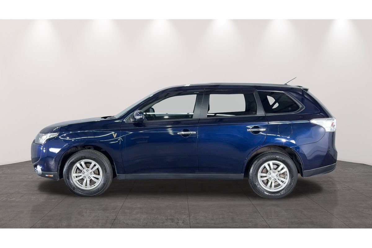 2013 Mitsubishi Outlander LS ZJ