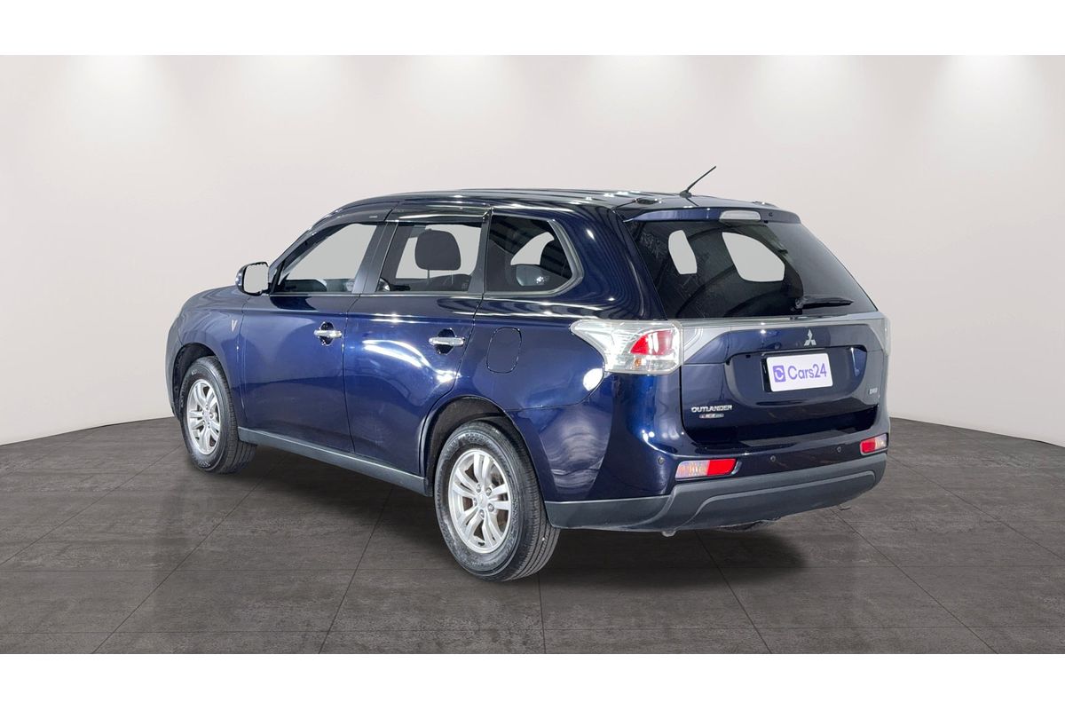 2013 Mitsubishi Outlander LS ZJ