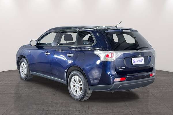 2013 Mitsubishi Outlander LS ZJ