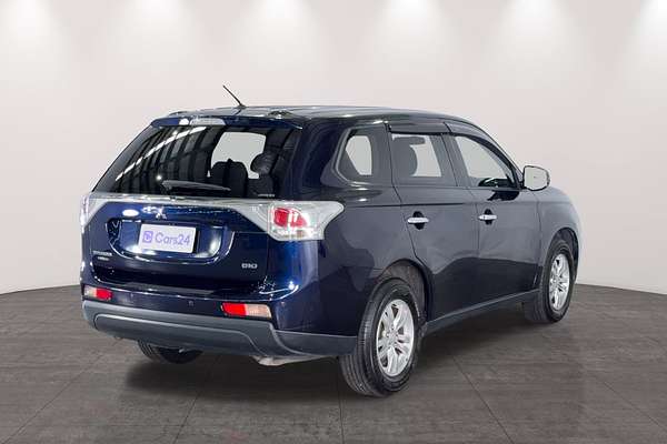 2013 Mitsubishi Outlander LS ZJ