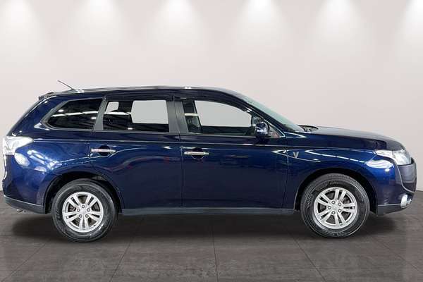 2013 Mitsubishi Outlander LS ZJ