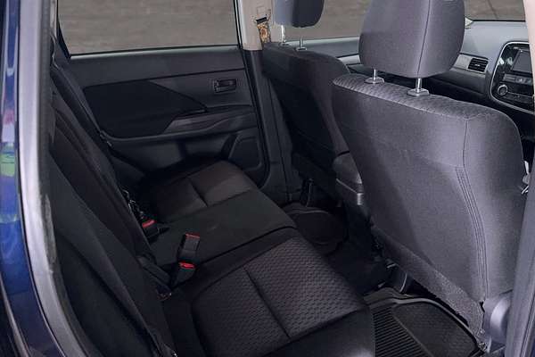 2013 Mitsubishi Outlander LS ZJ