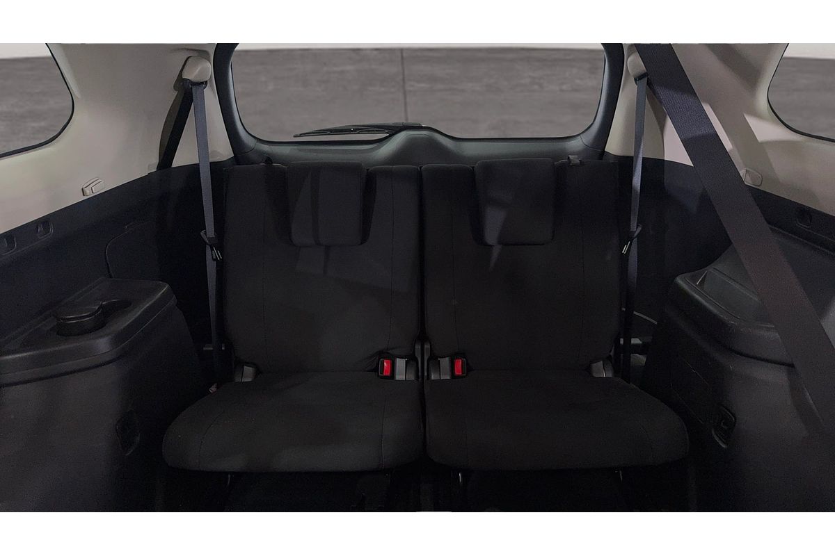 2013 Mitsubishi Outlander LS ZJ