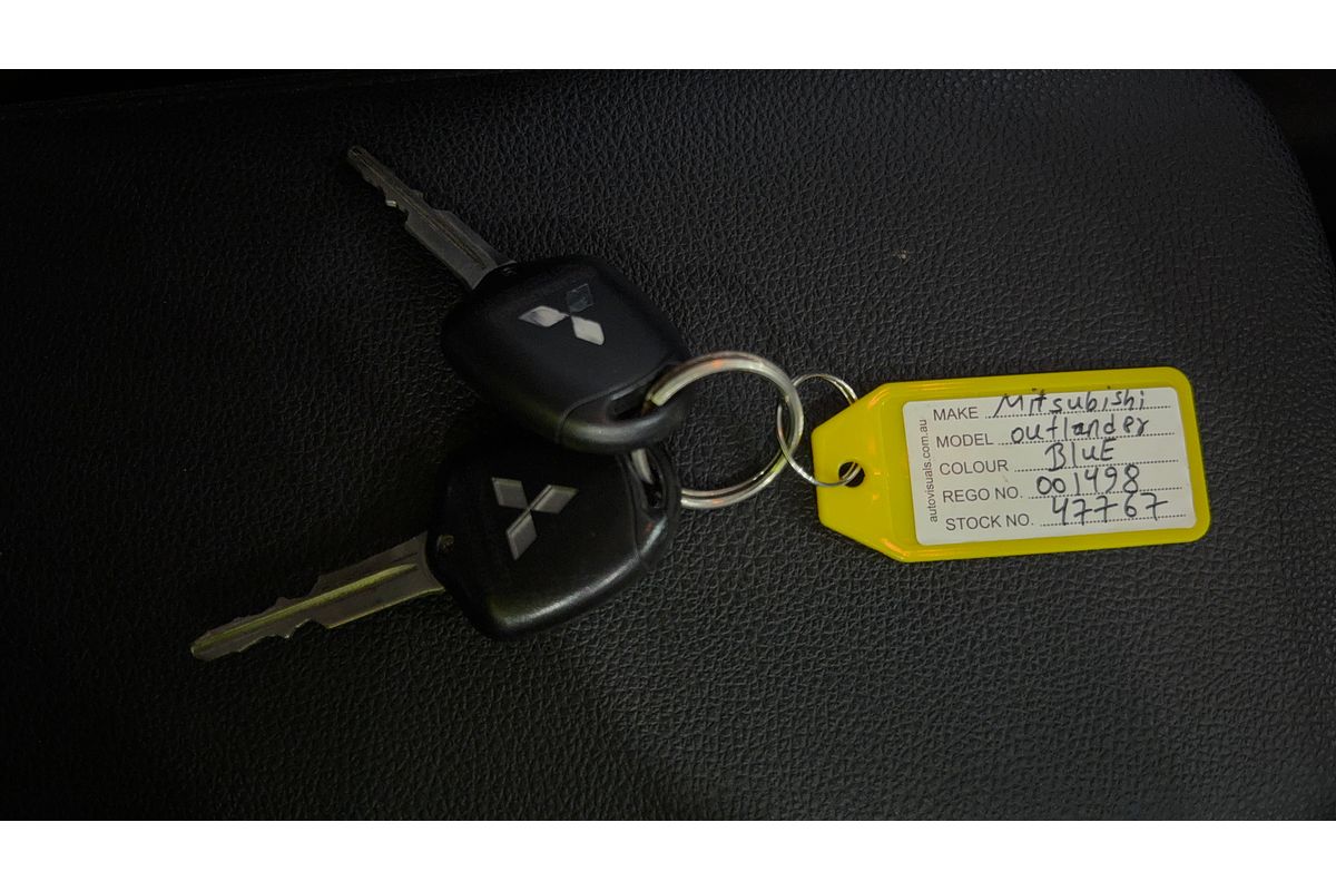 2013 Mitsubishi Outlander LS ZJ