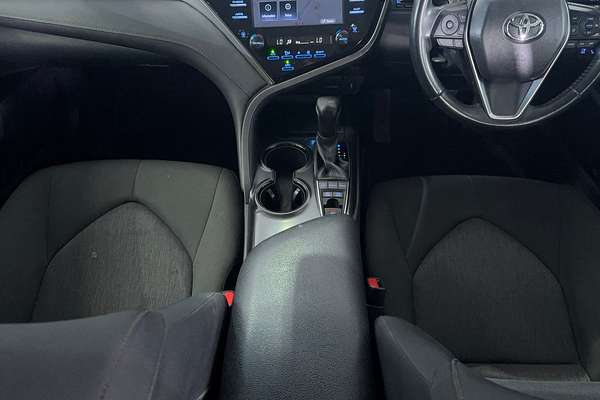 2020 Toyota Camry Ascent Sport AXVH71R