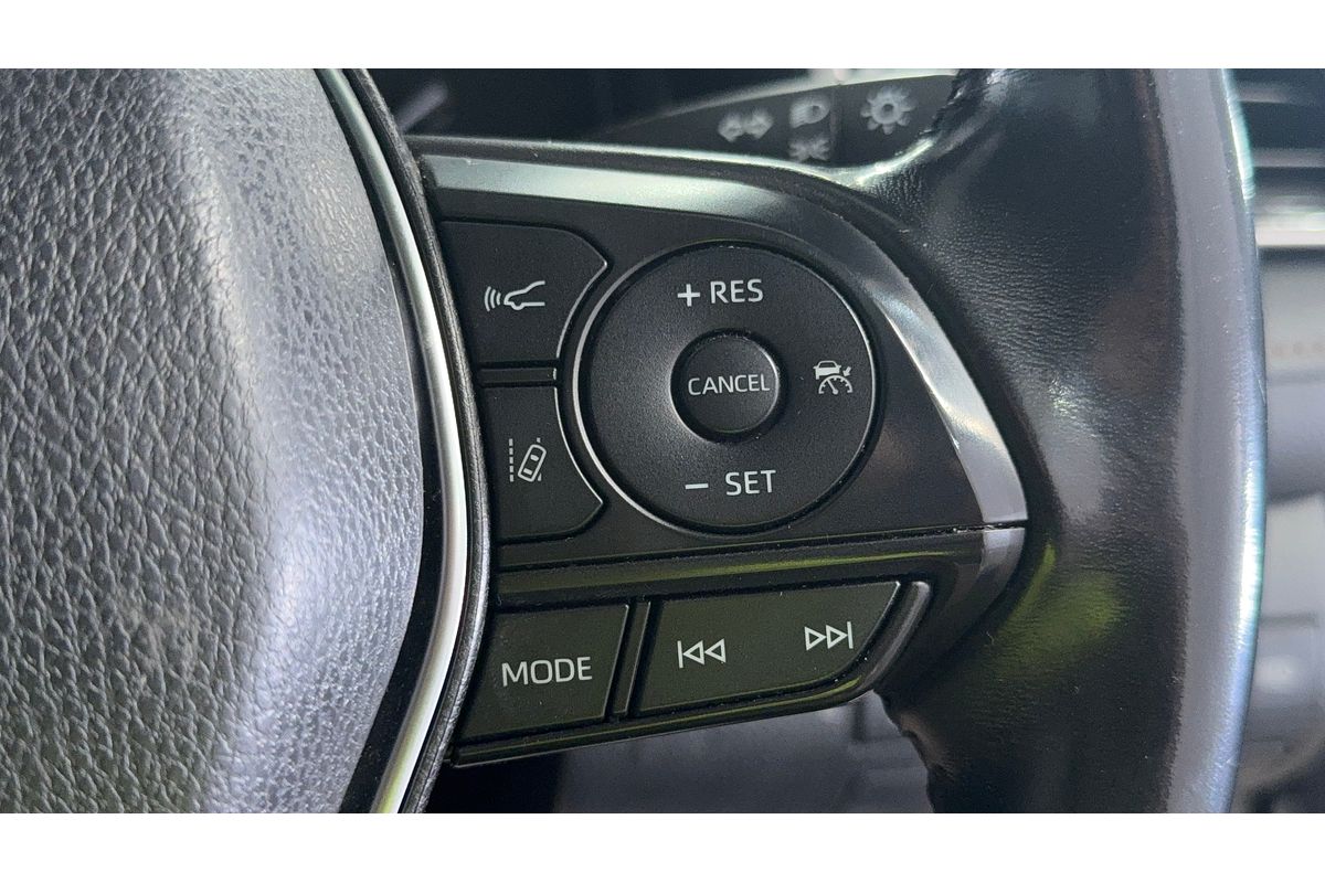 2020 Toyota Camry Ascent Sport AXVH71R