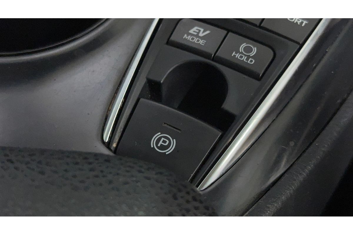 2020 Toyota Camry Ascent Sport AXVH71R