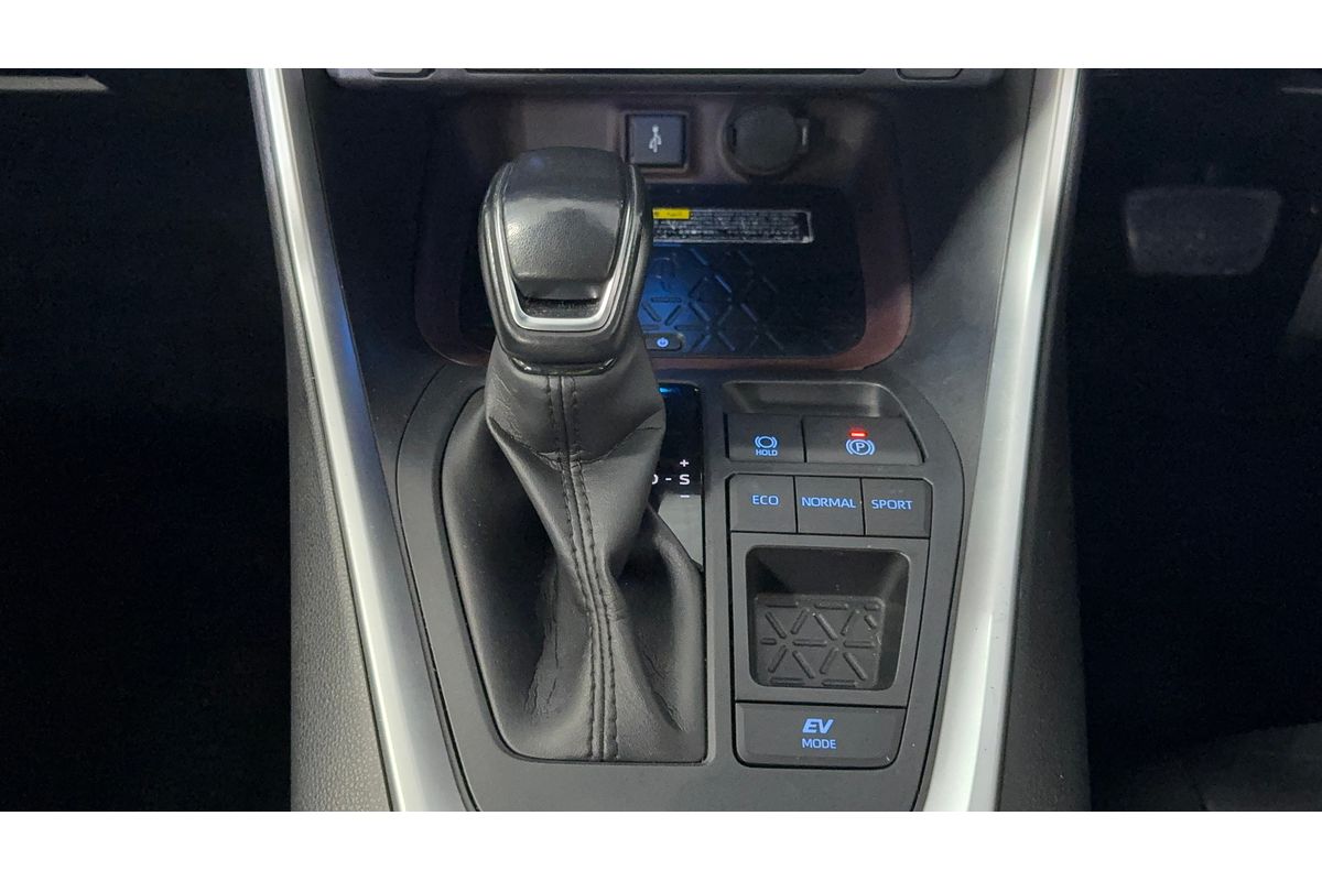 2021 Toyota RAV4 Cruiser AXAH52R