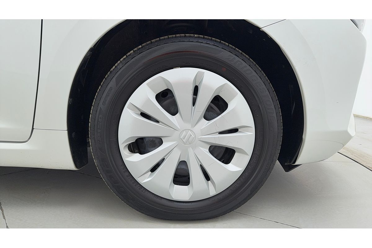 2024 Suzuki Swift Hybrid UZ