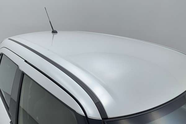 2024 Suzuki Swift Hybrid UZ