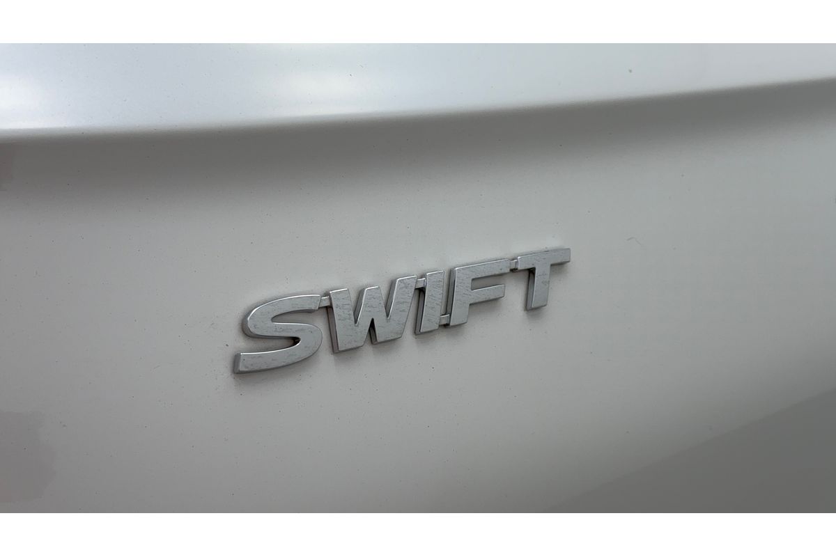 2024 Suzuki Swift Hybrid UZ