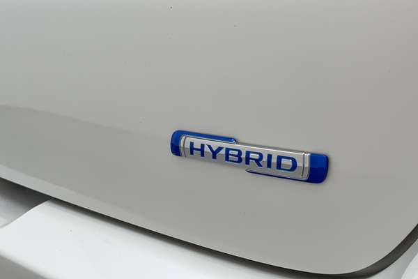 2024 Suzuki Swift Hybrid UZ