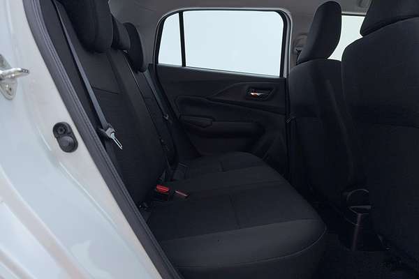 2024 Suzuki Swift Hybrid UZ