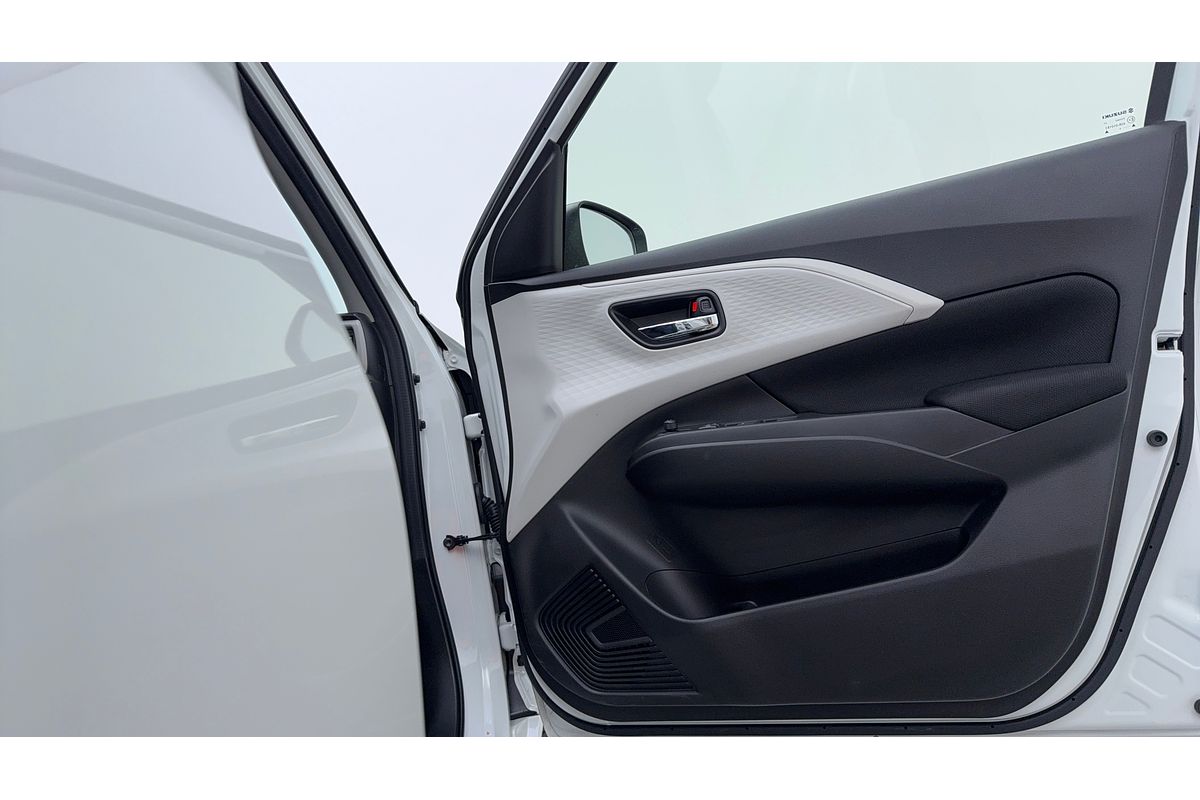 2024 Suzuki Swift Hybrid UZ