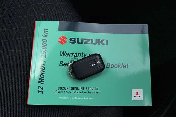 2024 Suzuki Swift Hybrid UZ