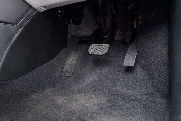 2024 Suzuki Swift Hybrid UZ