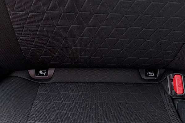 2024 Suzuki Swift Hybrid UZ